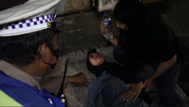 Terjaring Razia Polisi, Pemotor Wanita di Makassar Pura-pura Pingsan
