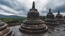 10 Fakta Candi Borobudur yang Jadi Lokasi Biksu Jalan Kaki