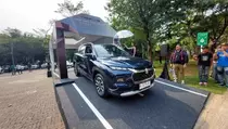 Menunggu 3 Bulan, Suzuki Grand Vitara Akhirnya Mulai Dikirim ke Konsumen