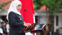Berhasil Bangun SDM Pertanian, Gubernur Jatim Raih Satyalancana Wirakarya