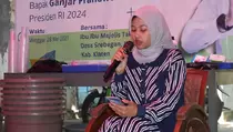 Santri Pendukung Ganjar Beri Pelatihan Hidroponik kepada Emak-emak Majelis Taklim di Klaten