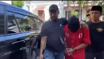Setelah Cekik dan Buang Mayat dalam Koper ke Jurang, Tersangka Gadaikan Mobil Korban