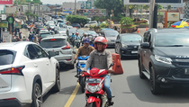 Arus Balik Wisata Puncak Diwarnai Kemacetan Panjang
