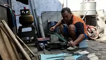 Jelang Iduladha, Jasa Asah Pisau Kebanjiran Pesanan