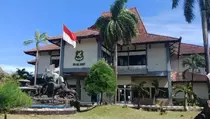 Video Viral Anggota DPRD Sumenep Nyawer Biduan Direkam di Makassar
