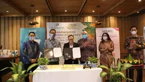 Ini Strategi Martina Berto Balikkan Rugi Jadi Laba di 2023