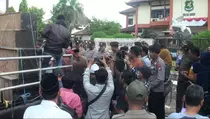 Badan Kehormatan Panggil Anggota DPRD Sumenep yang Joget dan Sawer Biduan