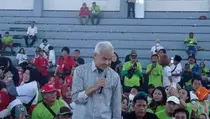 Ganjar Pranowo Ajak Relawan Perangi Hoaks dan Manfaatkan Medsos dalam Kampanye Pilpres 2024