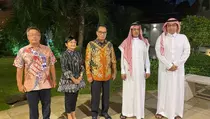 Temui Dubes Arab Saudi, Menhub Bahas Peningkatan Transportasi Haji dan Umrah