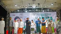Deklarasi Relawan Cak Fauzi Madura Dihiasi dengan Selawat