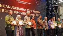 Jawa Tengah Tiga Kali Berturut-turut Terima Penghargaan KUR Award