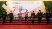 Hadir Sidang Tahunan MPR, Puan Maharani Kenakan Pakaian Adat Dayak Iban Kalbar