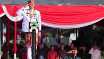 Upacara HUT ke-78 RI, Ganjar Kenakan Baju Adat Jawa Barat