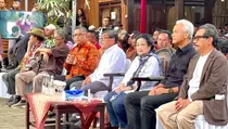 Ditemani Ganjar, Megawati Hadiri Peresmian Patung Bung Karno di Omah Petroek