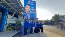 DPC Demokrat Kediri Pasang Baliho 