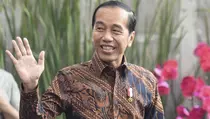 Polling Institute: Publik Tak Percaya Jokowi Cawe-cawe di Deklarasi Golkar-PAN