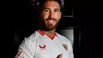 Fan Ultras Sevilla Kecam Perekrutan Kembali Sergio Ramos