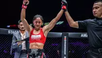 Allycia Hellen Rodrigues Siap Bikin KO Juara Muay Thai Berusia 18 Tahun