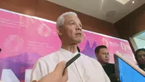 Ganjar Pranowo Ingin Naikkan Gaji Guru