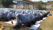 Minta Hujan, Ribuan Pelajar di Kudus Gelar Salat Istisqa