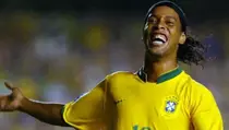 Ravenna FC Dikabarkan Rekrut Ronaldinho yang Sudah Berusia 46 Tahun