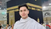 Verrel Bramasta Umrah Lagi di Tengah Persiapannya Jadi Caleg
