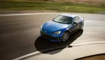 Viral! Pria di Pati Beri Seserahan Mobil Sport Subaru BRZ, Ini Spesifikasinya