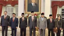 Menko Marves Luhut Saksikan Pelantikan Kasad Maruli Simanjuntak
