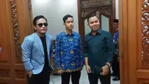 Gus Miftah Ajak Gibran Serap Aspirasi Kiai dan Santri di Pesantren