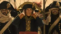 Benarkah Napoleon Menembakkan Meriam ke Piramida Mesir? Fakta Sejarah Film Napoleon