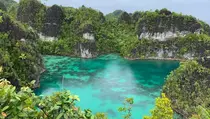 Keindahan Telaga Bintang, Surga Cantik dan Menantang di Papua