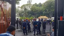 Jelang Debat Capres, Anjing Pelacak Dikerahkan untuk Amankan Gedung KPU