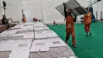 Pendistribusian Kotak Suara di Kecamatan Matraman Jakarta Timur