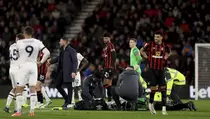 Kapten Luton Pingsan, Partai Liga Inggris Lawan Bournemouth Dihentikan