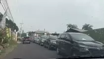 Jalur Puncak Berlakukan Sistem Satu Arah Menuju Jakarta hingga Pukul 18.00 WIB