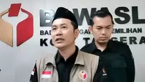 Bawaslu Tangerang Copot Paksa Ribuan Alat Peraga Kampanye