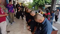 Polisi Ringkus 8 Debt Collector Gadungan di Bogor