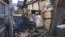 Gempa Jepang Picu Kebakaran, 30 Orang Terluka