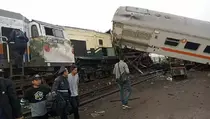 Kereta Bandung Raya Tabrakan dengan KA Turangga