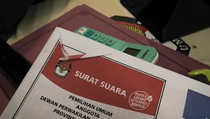 Penyortiran dan Pelipatan Surat Suara di Polewali Mandar Dikawal Ketat Kepolisian