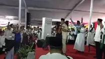 Momen Anak Kecil Hampiri Prabowo Saat Pidato