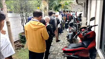 Hari Terakhir Pindah TPS, Warga Serbu KPU Jakarta Pusat