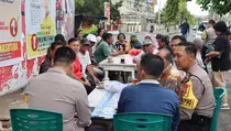 Kapolres Sibolga Adakan Jumat Curhat dengan Warga untuk Wujudkan Keamanan Masyarakat