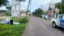 Tertimpa Baliho Caleg di Tuban, Wanita Pengendara Motor Masuk IGD