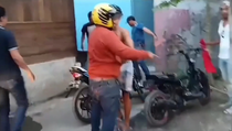 Polda Kepri Gerebek Kampung Narkoba, 22 Orang Positif Sabu