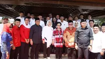 Berikan Salam Metal, Mas Dhito: I Love U Pak Ganjar