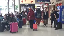 Imlek, 95.000 Penumpang Padati Stasiun di Daop Surabaya