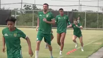 Jelang Tandang ke Markas Persita, Persebaya Asah Ketajaman Lini Depan