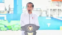 Jokowi: Biaya Logistik Tinggi karena Pelabuhan dan Kawasan Industri Tak Terintegrasi
