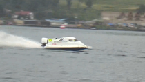 Pembalap Debutan Juara Powerboat F1 di Danau Toba